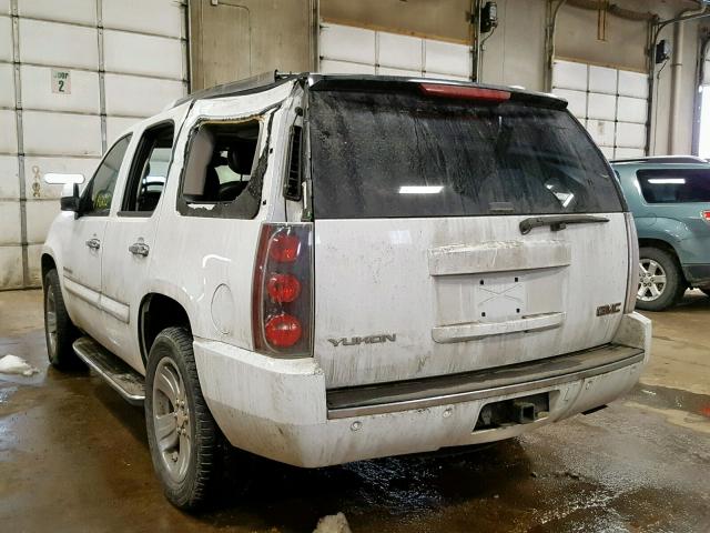 1GKFK63817J257427 - 2007 GMC YUKON DENA WHITE photo 3