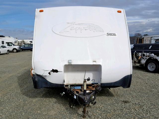 4YDT241274B605879 - 2004 ZEPP TRAILER WHITE photo 2