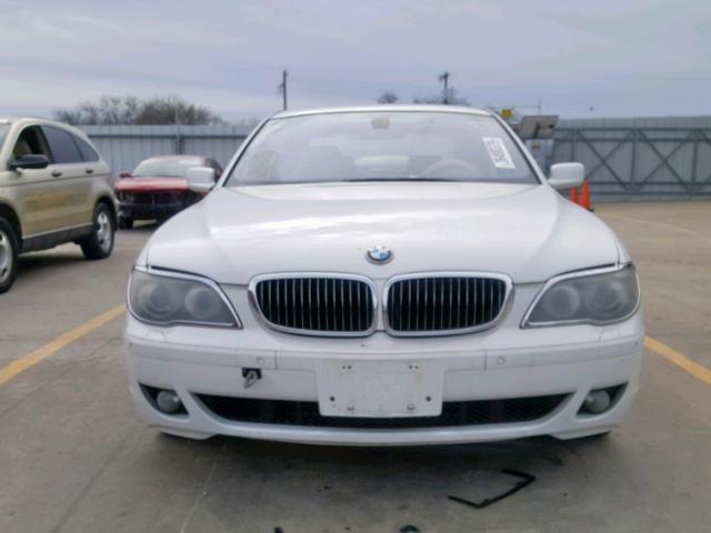 WBAHN83598DT87093 - 2008 BMW 750 LI WHITE photo 9