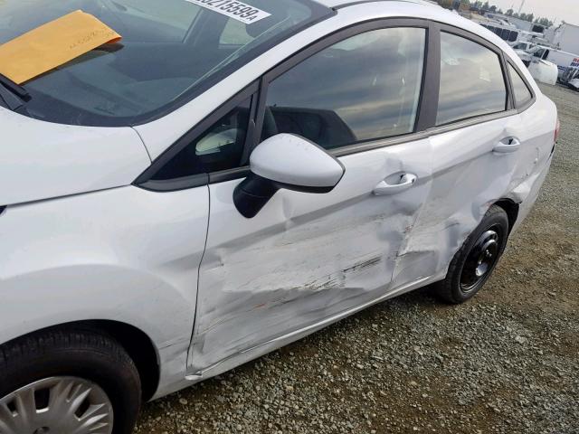 3FADP4AJ6KM101836 - 2019 FORD FIESTA S WHITE photo 9