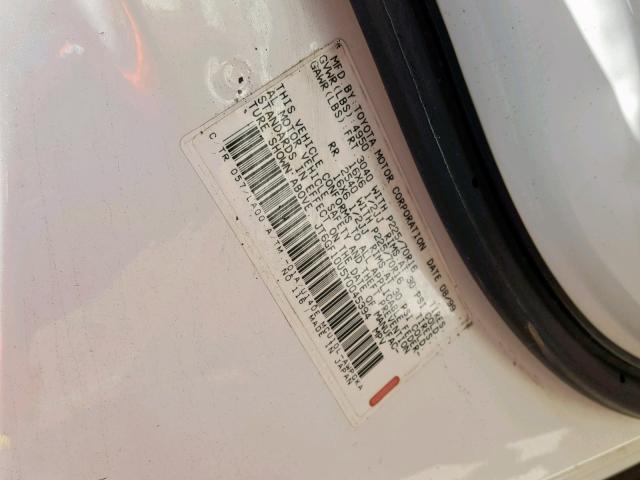 JT6GF10U5Y0045394 - 2000 LEXUS RX 300 WHITE photo 10