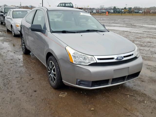 1FAHP32NX8W192454 - 2008 FORD FOCUS S/SE GRAY photo 1