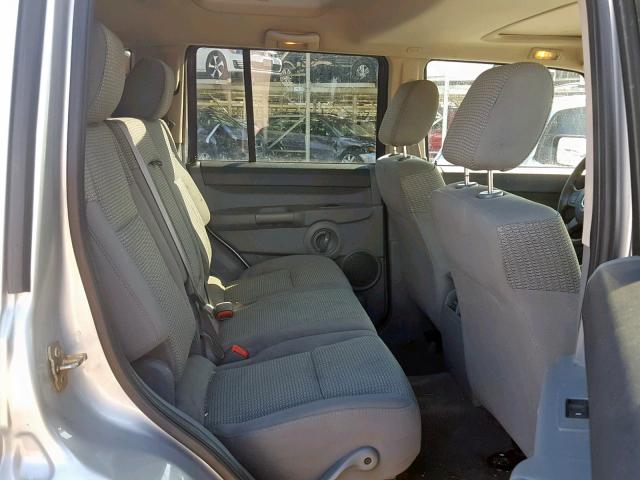 1J8HG48K86C293562 - 2006 JEEP COMMANDER 银色 照片 6