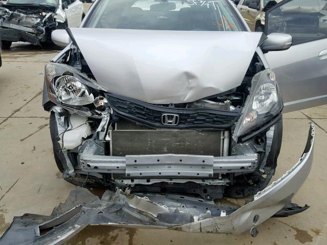 JHMGE8H52DC041232 - 2013 HONDA FIT SPORT SILVER photo 7