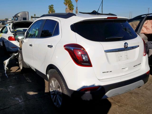 KL4CJASBXJB595275 - 2018 BUICK ENCORE PRE WHITE photo 3