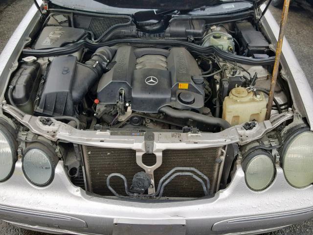 WDBJF65J02B473796 - 2002 MERCEDES-BENZ E 320 SILVER photo 7