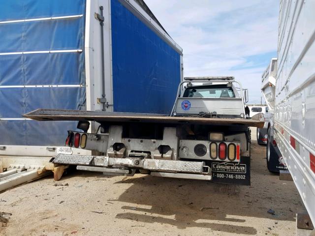 3FRWX6FC2BV433830 - 2011 FORD F650 SUPER WHITE photo 4