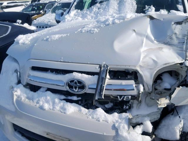 5TDBT48A57S278792 - 2007 TOYOTA SEQUOIA LI WHITE photo 7