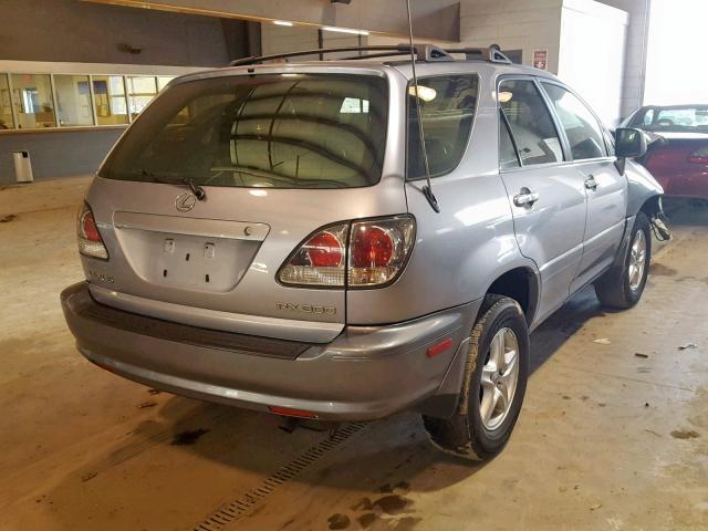 JTJHF10U810193992 - 2001 LEXUS RX 300 GRAY photo 4