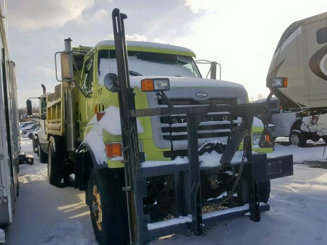 2FZAAZAN93AL05699 - 2003 STERLING TRUCK L 9500 YELLOW photo 1