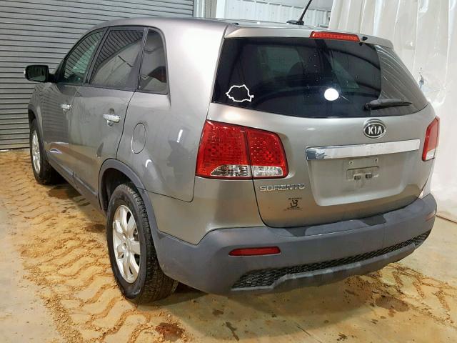 5XYKT3A16BG115126 - 2011 KIA SORENTO BA GRAY photo 3