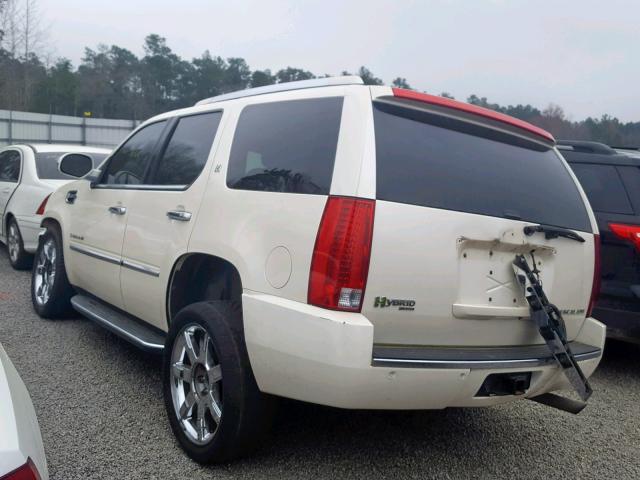 1GYFK435X9R210529 - 2009 CADILLAC ESCALADE H WHITE photo 3