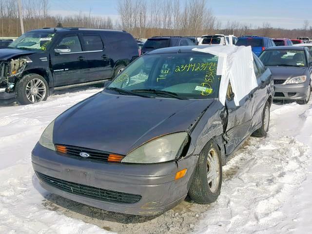 1FAFP34333W309626 - 2003 FORD FOCUS SE C SILVER photo 2