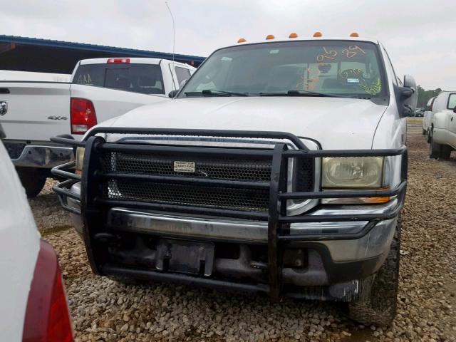 1FTSW31P54EA97709 - 2004 FORD F350 SRW S WHITE photo 10