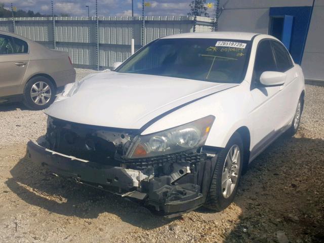 1HGCP2F4XAA057530 - 2010 HONDA ACCORD LXP WHITE photo 2