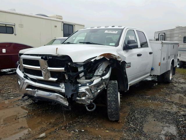 3C7WRLFL2GG148582 - 2016 RAM 4500 WHITE photo 2