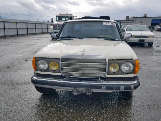 WDBAB33C3FA240814 - 1985 MERCEDES-BENZ 300 DT WHITE photo 9