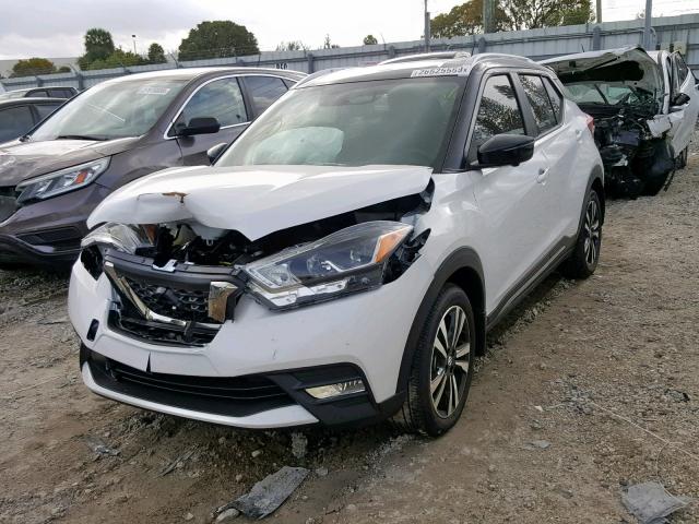 3N1CP5CU5JL537698 - 2018 NISSAN KICKS S WHITE photo 2