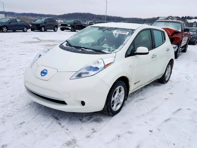 JN1AZ0CP3CT022860 - 2012 NISSAN LEAF SV WHITE photo 2