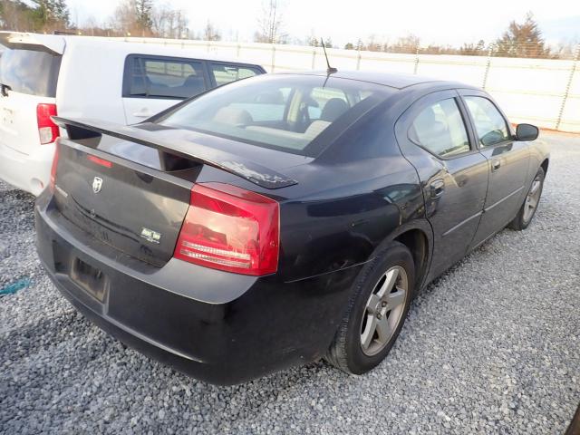 2B3KA43R18H269639 - 2008 DODGE CHARGER BLACK photo 4