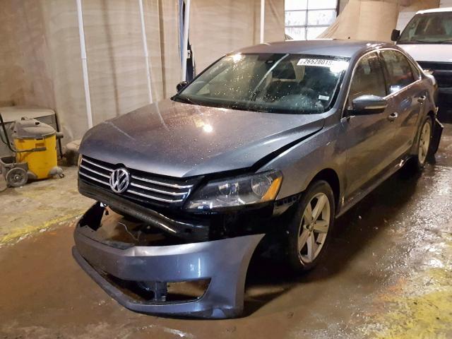 1VWBH7A35DC114371 - 2013 VOLKSWAGEN PASSAT SE GRAY photo 2