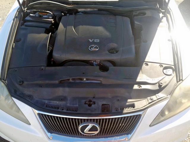 JTHBK262862008785 - 2006 LEXUS IS 250 WHITE photo 7