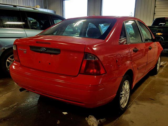 1FAFP34N27W293054 - 2007 FORD FOCUS ZX4 RED photo 4