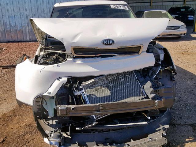 KNDJX3A56E7048063 - 2014 KIA SOUL ! WHITE photo 9