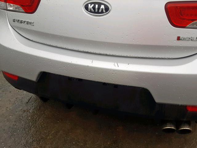 KNAFW6A35B5441100 - 2011 KIA FORTE SX SILVER photo 9