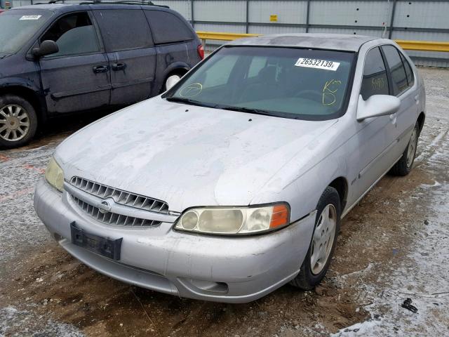 1N4DL01D61C207413 - 2001 NISSAN ALTIMA XE SILVER photo 2