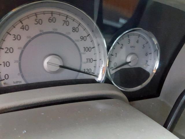 1A8HW58227F578461 - 2007 CHRYSLER ASPEN LIMI BEIGE photo 8