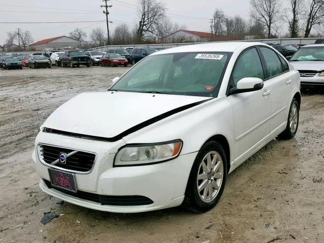 YV1MS382492455335 - 2009 VOLVO S40 2.4I WHITE photo 2