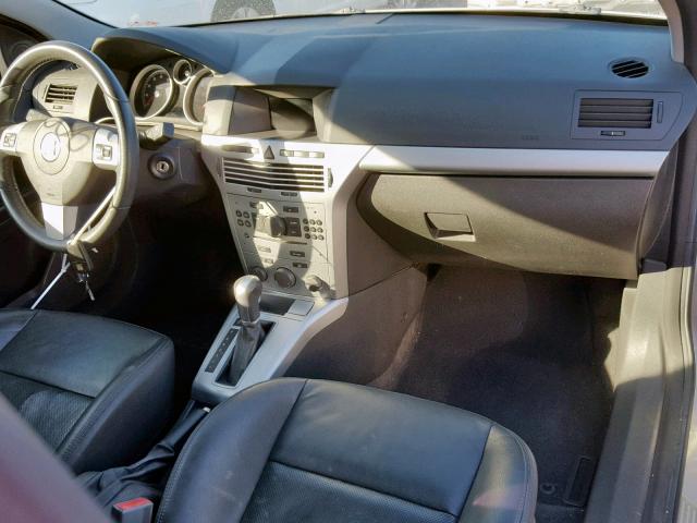 W08AT271885055387 - 2008 SATURN ASTRA XR SILVER photo 6