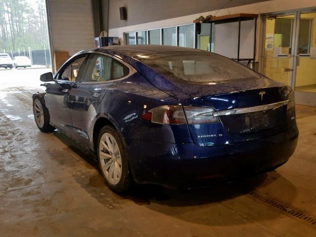 5YJSA1E27JF245970 - 2018 TESLA MODEL S أزرق صورة 3