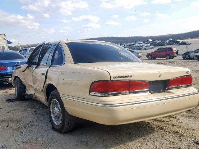 2FALP74W7VX188577 - 1997 FORD CROWN VICT YELLOW photo 3