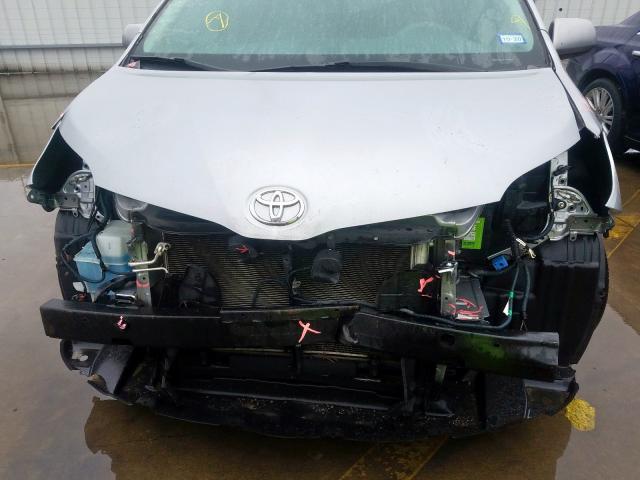 5TDKK3DC4DS401059 - 2013 TOYOTA SIENNA LE  photo 9