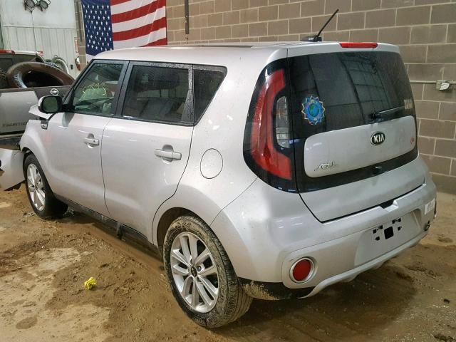 KNDJP3A51H7418422 - 2017 KIA SOUL + SILVER photo 3