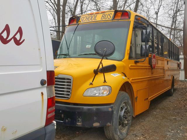 4UZABRDT9BCAT7250 - 2011 FREIGHTLINER CHASSIS B2 YELLOW photo 2