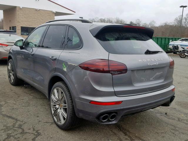 WP1AB2A24HLA52332 - 2017 PORSCHE CAYENNE S GRAY photo 3