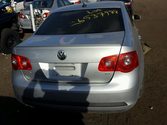 3VWCT81KX6M852880 - 2006 VOLKSWAGEN JETTA TDI SILVER photo 9