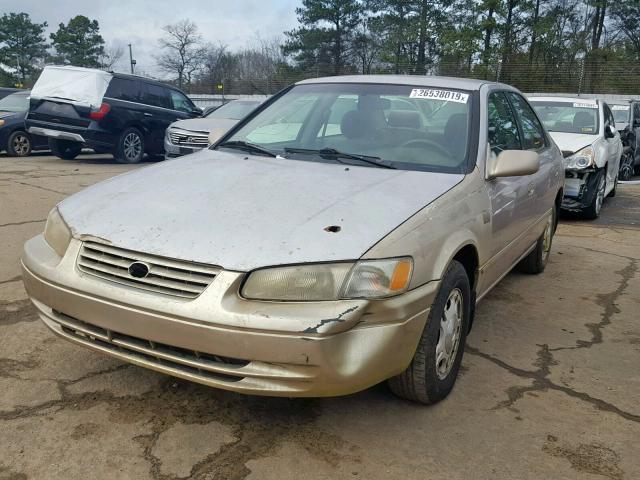 4T1BG22K0XU581447 - 1999 TOYOTA CAMRY CE BEIGE photo 2