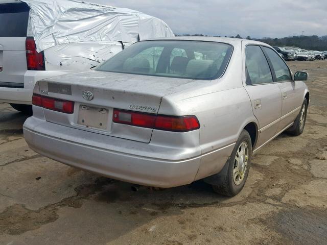 4T1BG22K0XU581447 - 1999 TOYOTA CAMRY CE BEIGE photo 4