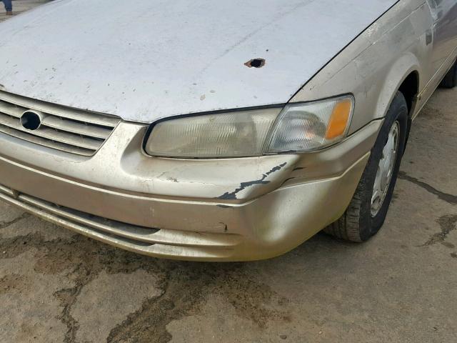 4T1BG22K0XU581447 - 1999 TOYOTA CAMRY CE BEIGE photo 9