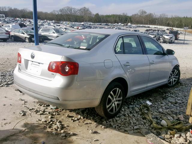 3VWRF71K66M684151 - 2006 VOLKSWAGEN JETTA 2.5 SILVER photo 4