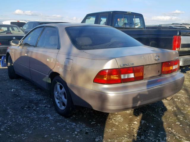 JT8BF22G1V5009182 - 1997 LEXUS ES 300 BEIGE photo 3