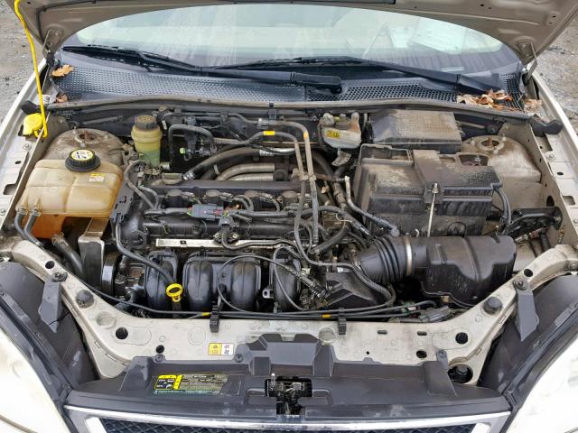 1FAFP34N06W113245 - 2006 FORD FOCUS ZX4 TAN photo 7