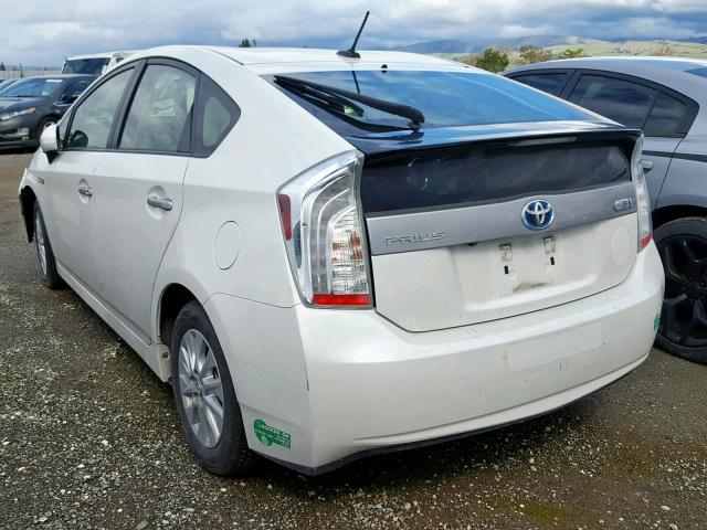 JTDKN3DP2F3071548 - 2015 TOYOTA PRIUS PLUG WHITE photo 3