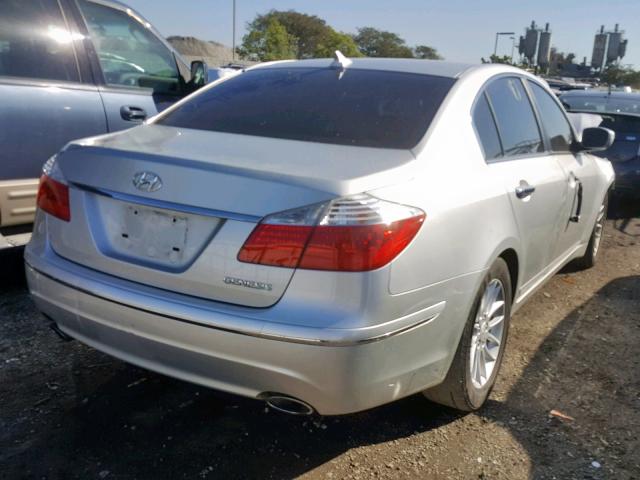 KMHGC4DE9BU117893 - 2011 HYUNDAI GENESIS 3. SILVER photo 4