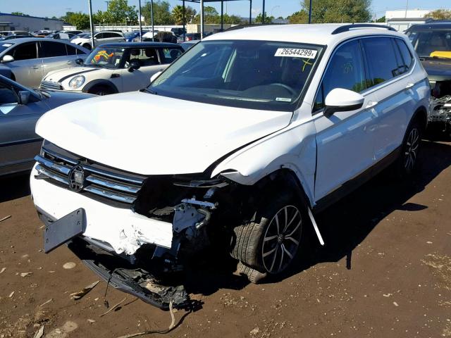 3VV3B7AX5JM190938 - 2018 VOLKSWAGEN TIGUAN SE WHITE photo 2