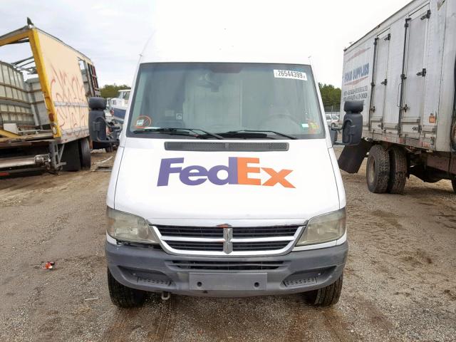 WD0PD744255803676 - 2005 DODGE SPRINTER WHITE photo 9